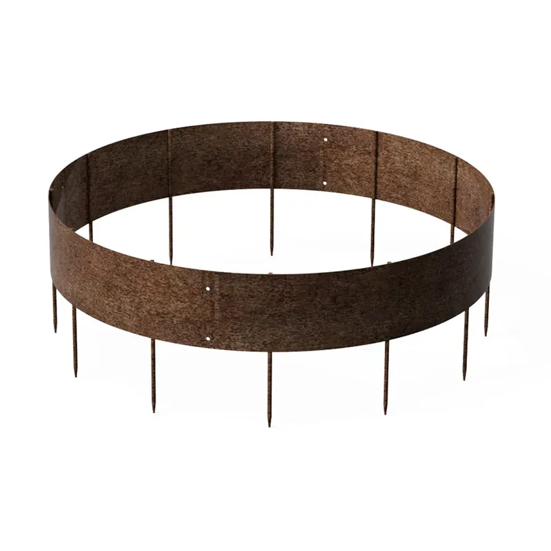 ဥယျာဉ်ရှုခင်း အနားသတ်ဘောင်များ ကာရံထားသည်။